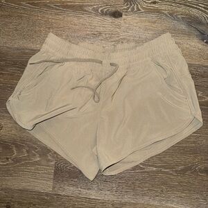 Women's Columbia Women's 3" Shorts Bogata Bay Stretch Tan Casual Shorts